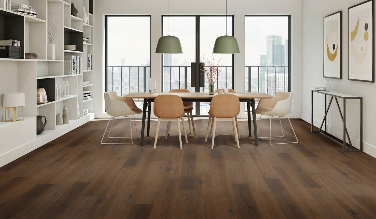 Wood-look vinyl in a dining room in Tillsonburg, ON